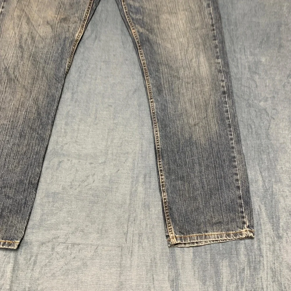 Levis levi 559